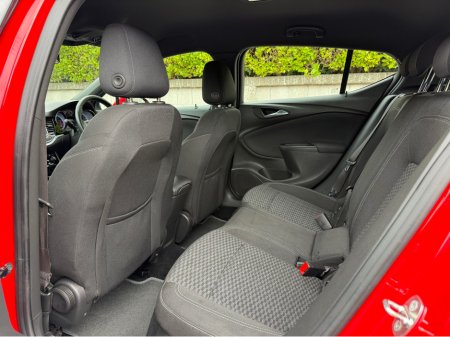 2016 Opel Astra - photo 22