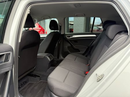 2021 Volkswagen Golf - photo 21