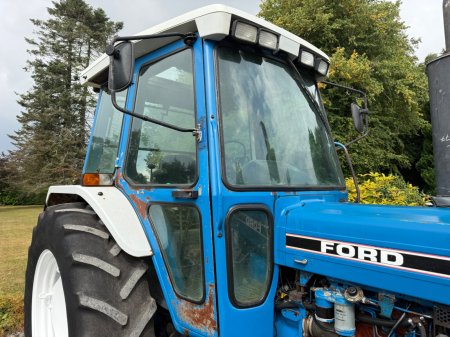 1990 Ford 7610 - photo 6