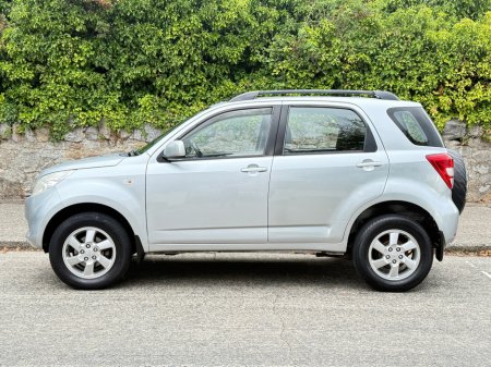 2006 Daihatsu Terios - photo 2