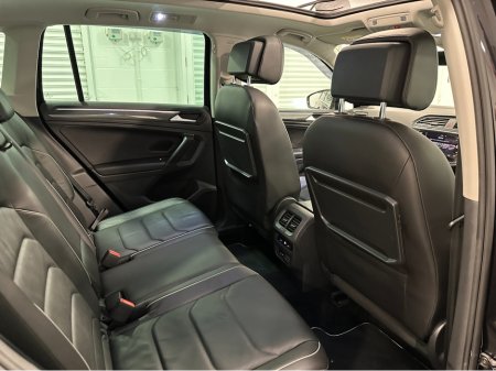 2020 Volkswagen Tiguan - photo 35