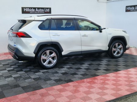 2019 Toyota RAV4 - photo 11