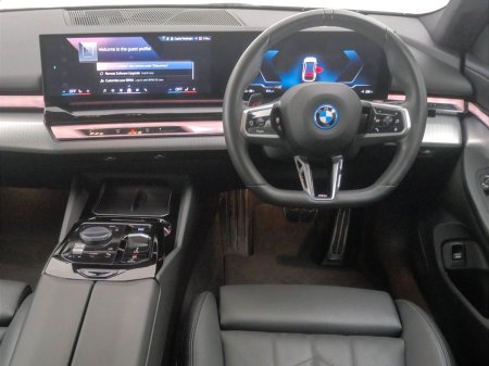 2024 BMW i5 - photo 5