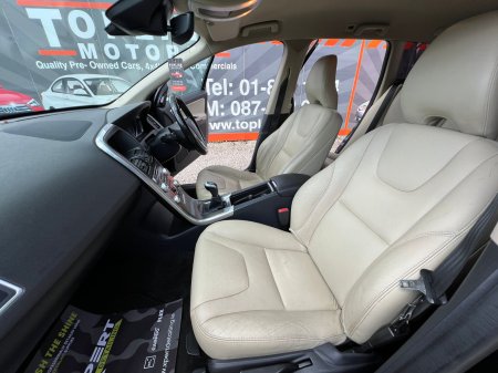 2015 Volvo XC60 - photo 11