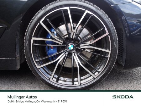 2021 BMW 5-Series - photo 9