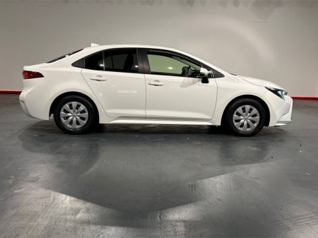 2024 Toyota Corolla - photo 2