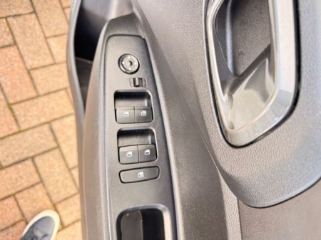 2025 Hyundai i10 - photo 10