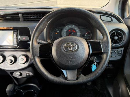 2017 Toyota Yaris - photo 14