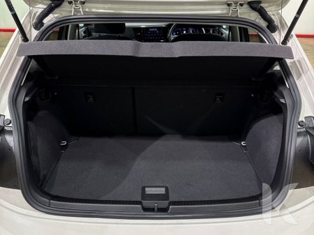 2025 Volkswagen Polo - photo 22