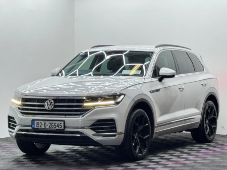 2019 Volkswagen Touareg - photo 3