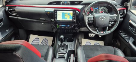 2023 Toyota Hilux - photo 7