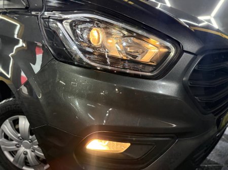 2021 Ford Transit - photo 3