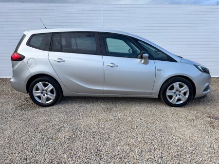2018 Opel Zafira - photo 2