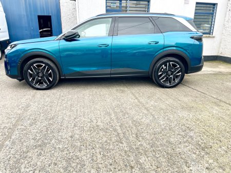 2025 Peugeot 5008 - photo 27
