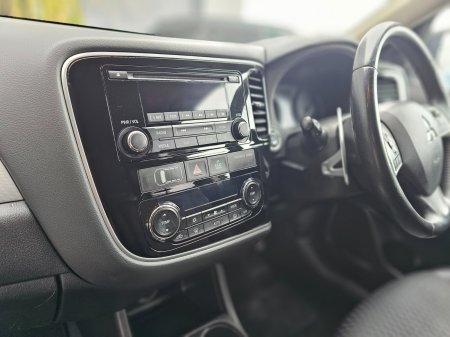 2015 Mitsubishi Outlander - photo 11