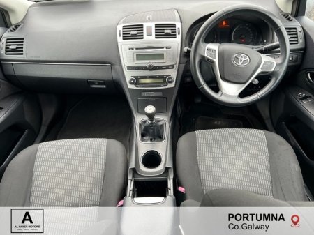 2014 Toyota Avensis - photo 2