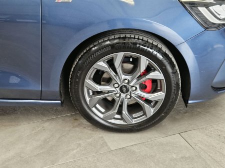 2023 Ford Focus - photo 6