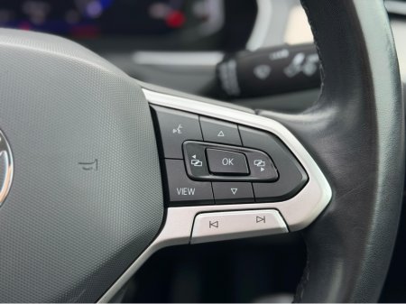 2022 Volkswagen Passat - photo 27