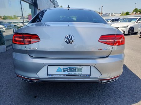 2015 Volkswagen Passat - photo 8