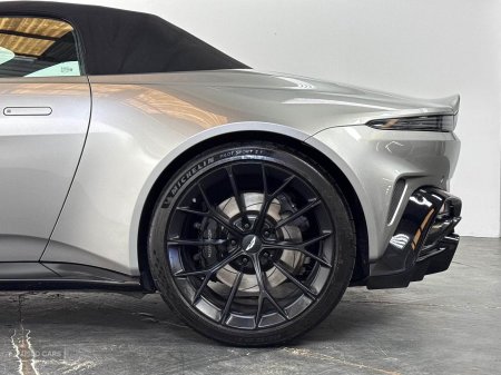 2025 Aston Martin Vantage - photo 31