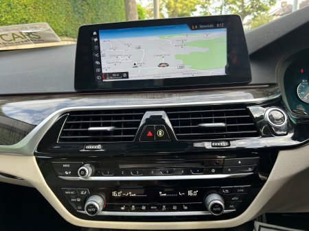 2017 BMW 5-Series - photo 13