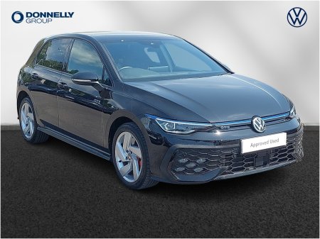 2025 Volkswagen Golf Hatchback GTE