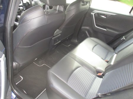 2025 Toyota RAV4 - photo 7