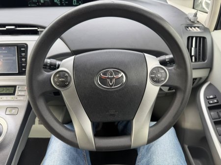 2014 Toyota Prius - photo 10