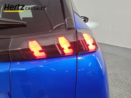 2023 Peugeot 2008 - photo 8