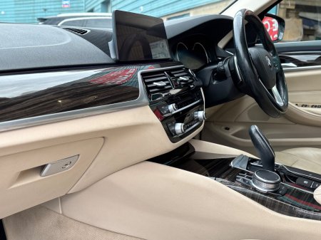 2017 BMW 5-Series - photo 21