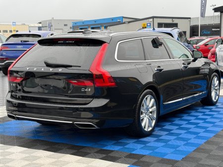 2019 Volvo V90 - photo 8