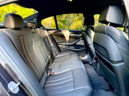 2021 BMW 5-Series - photo 19