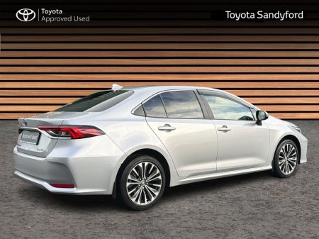 2025 Toyota Corolla - photo 2