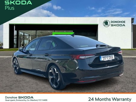 2025 Skoda Superb - photo 3