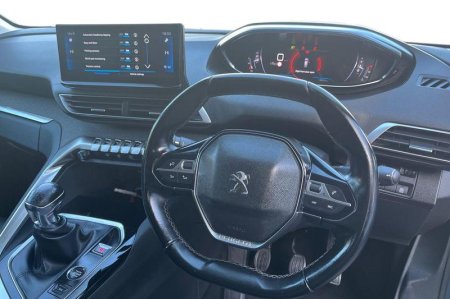 2021 Peugeot 5008 - photo 10