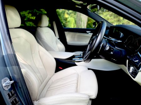 2017 BMW 5-Series - photo 12