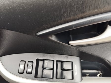 2012 Toyota Prius - photo 12
