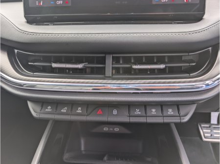 2025 Skoda Enyaq - photo 18