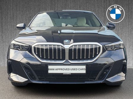 2024 BMW 5-Series - photo 16