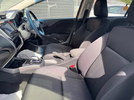 2016 Honda Grace - photo 14