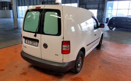 2015 Volkswagen Caddy - photo 2