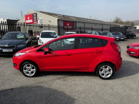 2016 Ford Fiesta - photo 5
