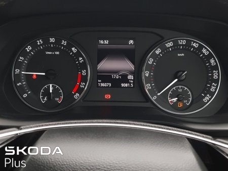 2023 Skoda Octavia - photo 16