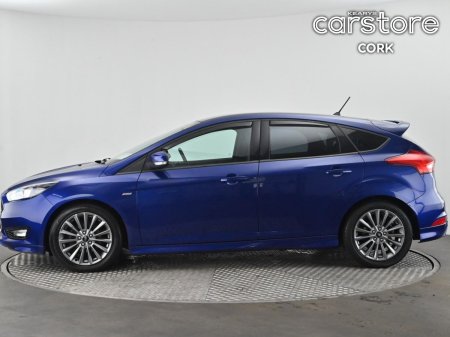 2018 Ford Focus - photo 6