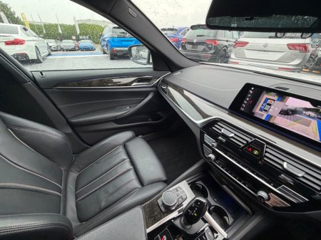 2018 BMW 5-Series - photo 25