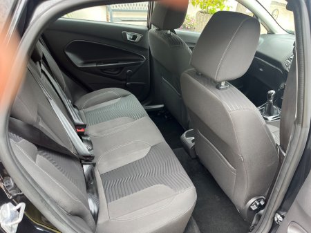 2016 Ford Fiesta - photo 12