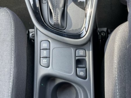 2026 Toyota Yaris Cross - photo 15