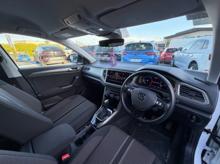 2021 Volkswagen T-Roc - photo 16