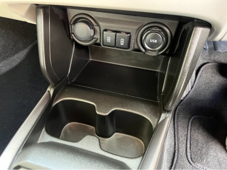 2023 Suzuki Swift - photo 18
