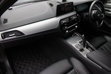 2019 BMW 5-Series - photo 23